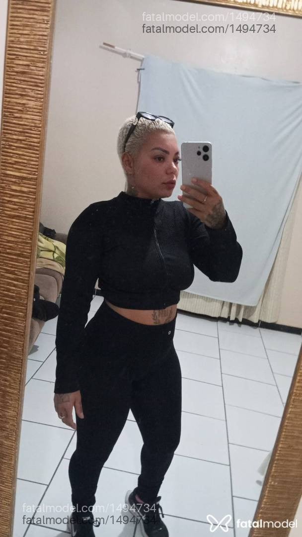 Acompanhante mulher com cabelo castanho de olhos castanhos em Alegrete - Brenda Emanuelle