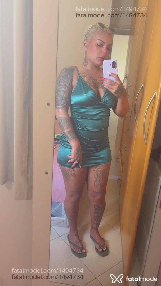 Acompanhante mulher com cabelo castanho de olhos castanhos - Brenda Emanuelle