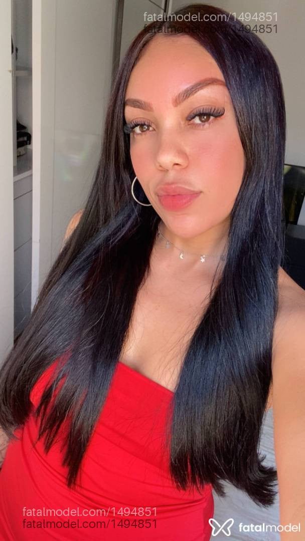 Acompanhante mulher morena (o) de olhos castanhos em Lorena - PAULA