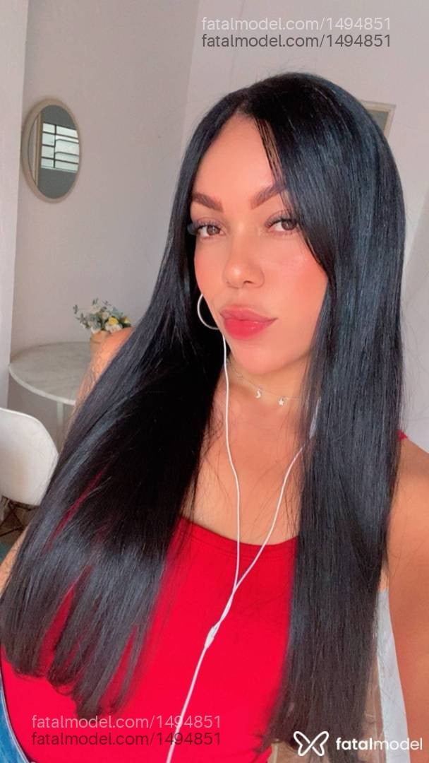 Acompanhante mulher morena (o) de olhos castanhos - PAULA