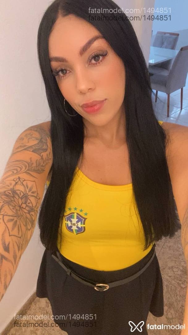 Acompanhante mulher morena (o) de olhos castanhos em Lorena - PAULA