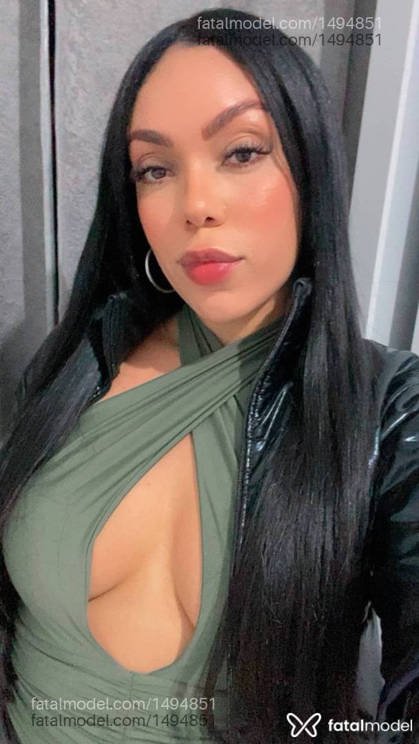 Acompanhante mulher morena (o) de olhos castanhos - PAULA