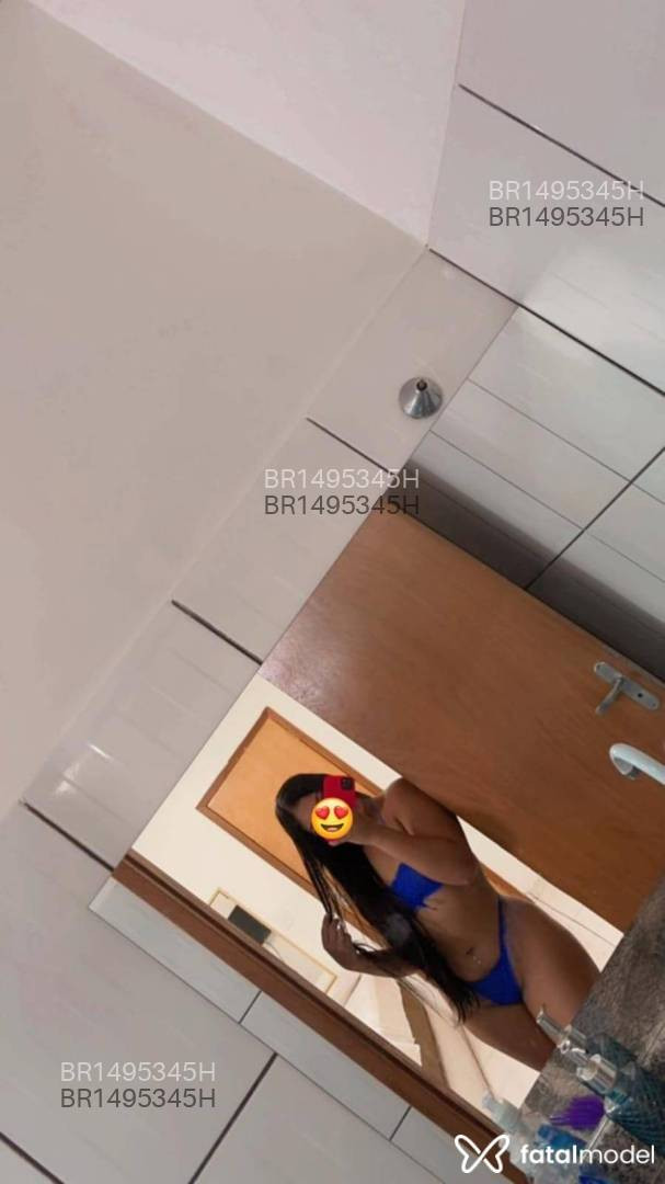 Acompanhante mulher morena (o) de olhos castanhos - Manuzinha Acompanhante mulher morena (o) de olhos castanhos - Manuzinha