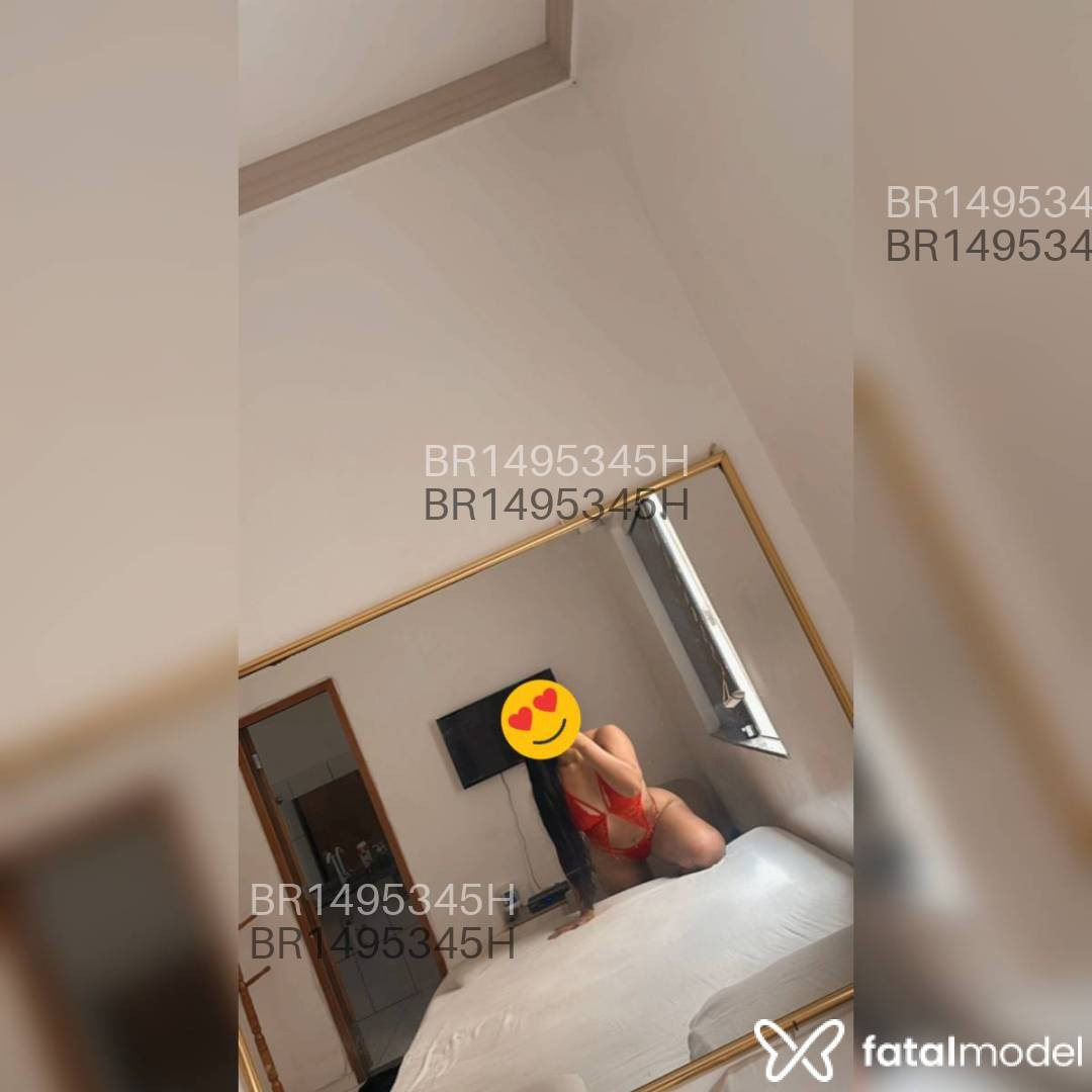 Acompanhante mulher morena (o) de olhos castanhos - Manuzinha Acompanhante mulher morena (o) de olhos castanhos - Manuzinha