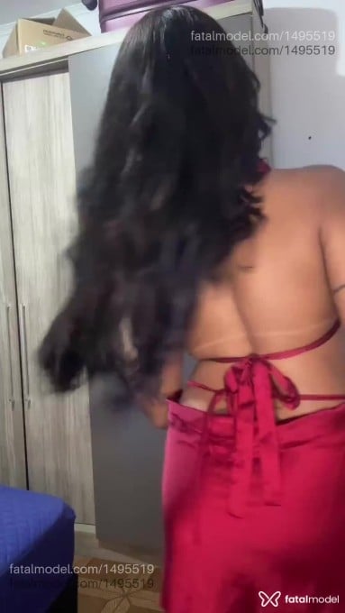 Acompanhante mulher morena (o) de olhos pretos - Lavínia Castro Acompanhante mulher morena (o) de olhos pretos - Lavínia Castro