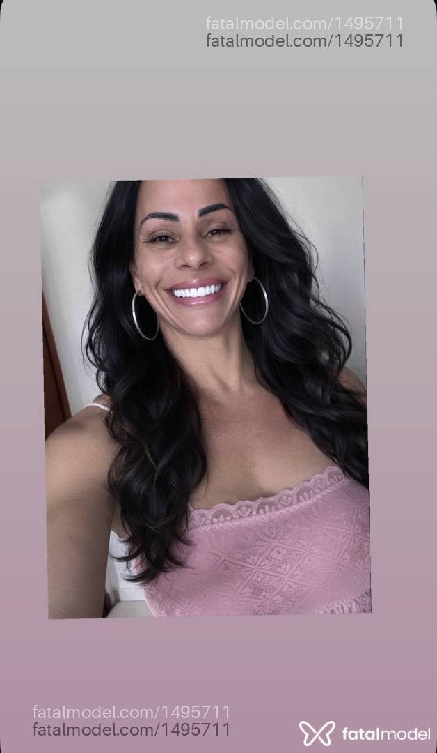 Acompanhante travesti morena (o) de olhos castanhos - Tatiane Salimeni