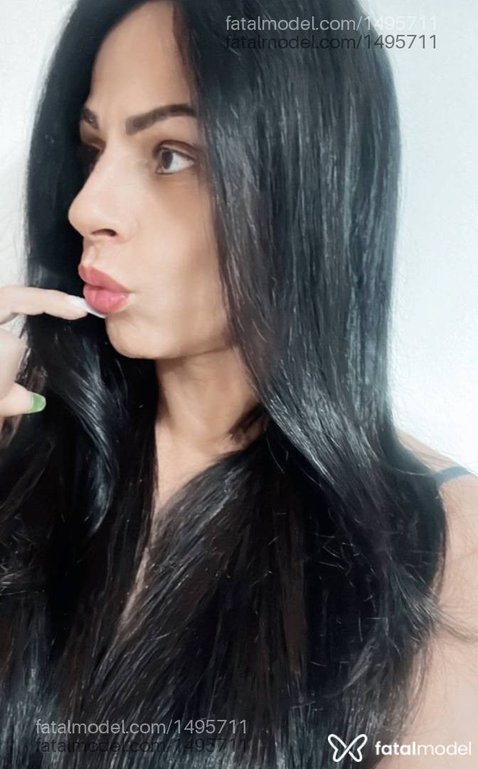 Acompanhante travesti morena (o) de olhos castanhos - Tatiane Salimeni