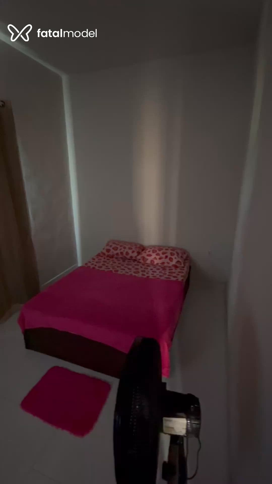 Acompanhante mulher com cabelo castanho de olhos pretos em Campos dos Goytacazes Acompanhante mulher com cabelo castanho de olhos pretos em Campos dos Goytacazes - Karina Prado