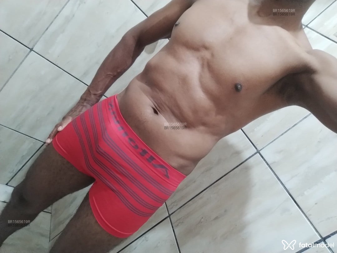 Acompanhante homem morena (o) de olhos castanhos em Alfenas Acompanhante homem morena (o) de olhos castanhos em Alfenas - Paulo