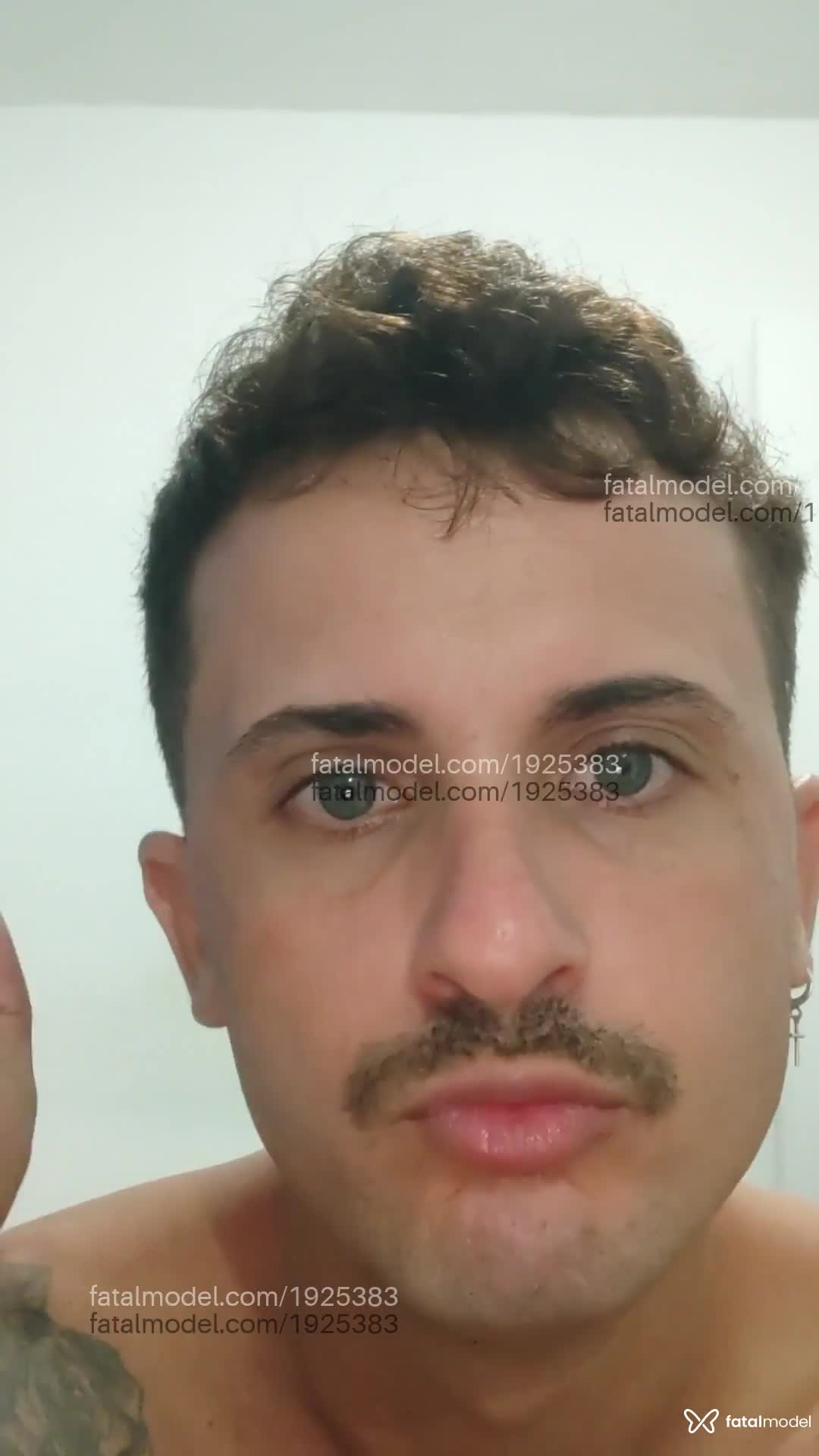 Acompanhante homem morena (o) de olhos verdes em Rio de Janeiro - Angel