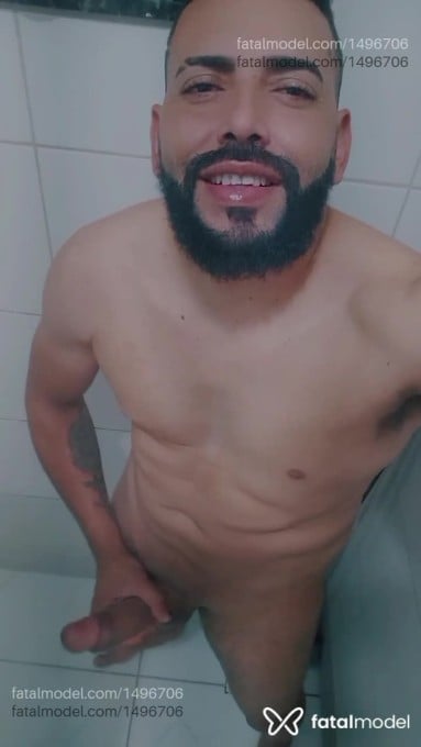 Acompanhante homem com cabelo castanho de olhos castanhos - Daniel andrade Acompanhante homem com cabelo castanho de olhos castanhos - Daniel andrade