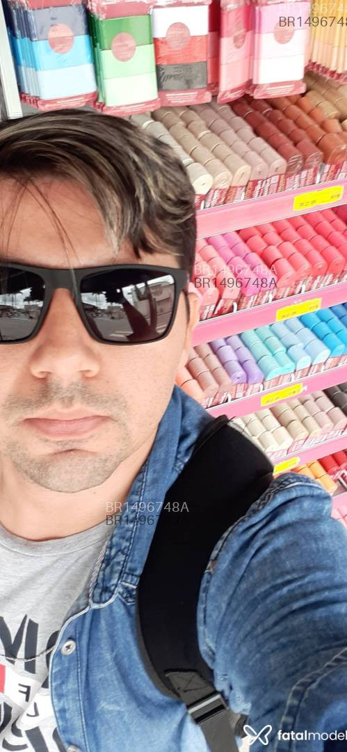Acompanhante homem morena (o) de olhos castanhos em Virtual - Fernando Thalles