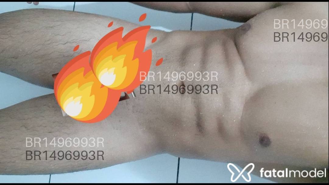 Acompanhante homem com cabelo castanho de olhos castanhos em João Monlevade - Cleyton junior