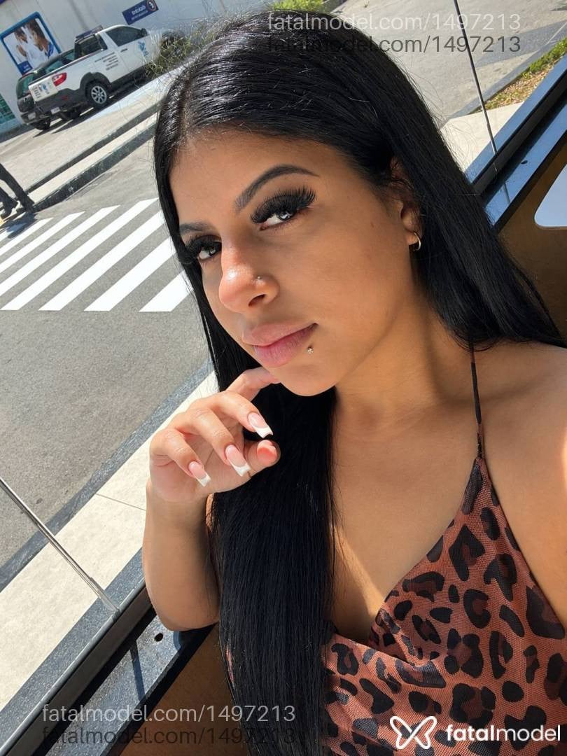 Acompanhante mulher morena (o) de olhos castanhos - Eduarda
