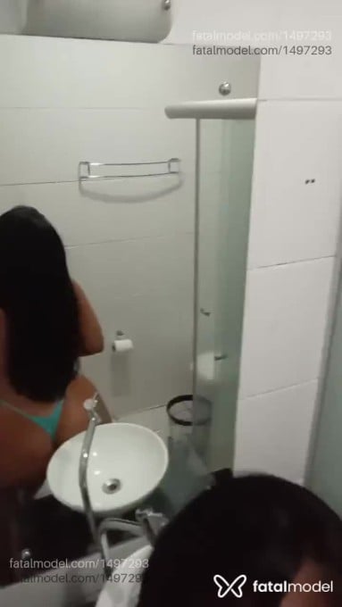 Acompanhante mulher morena (o) de olhos castanhos - Prima Bebel