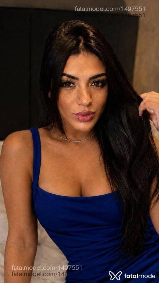 Acompanhante mulher com cabelo castanho de olhos castanhos - Alice Alencar