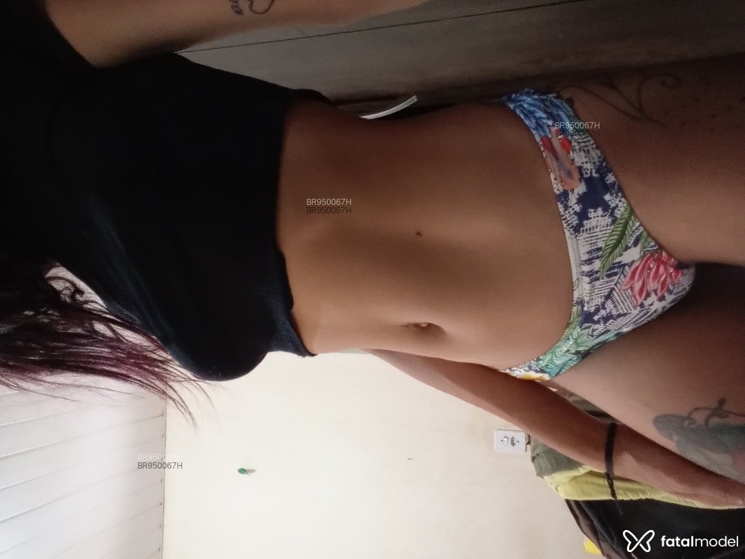 Acompanhante mulher com cabelo castanho de olhos castanhos em Campo Grande - Acreana