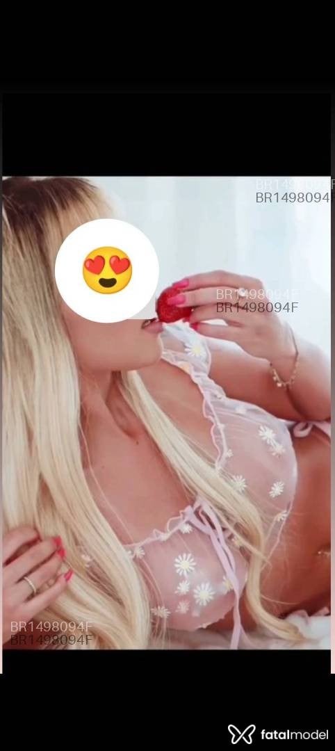 Acompanhante mulher loira (o) de olhos castanhos em Mineiros - Yasmim Avelar