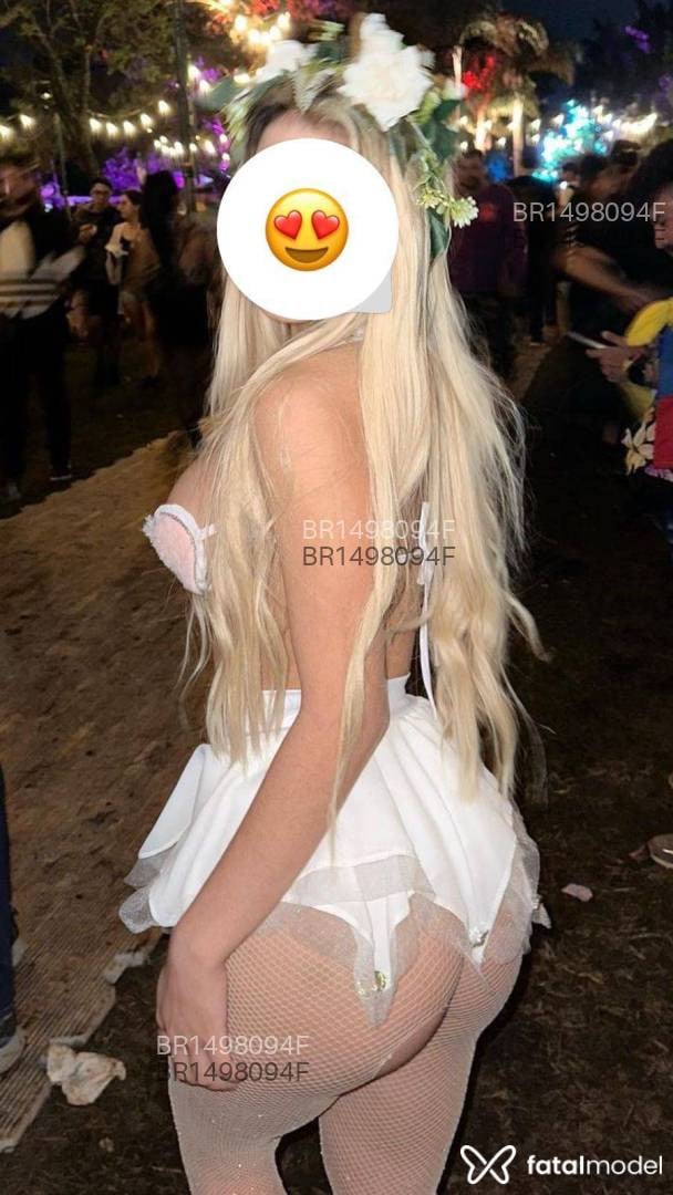Acompanhante mulher loira (o) de olhos castanhos em Mineiros - Yasmim Avelar
