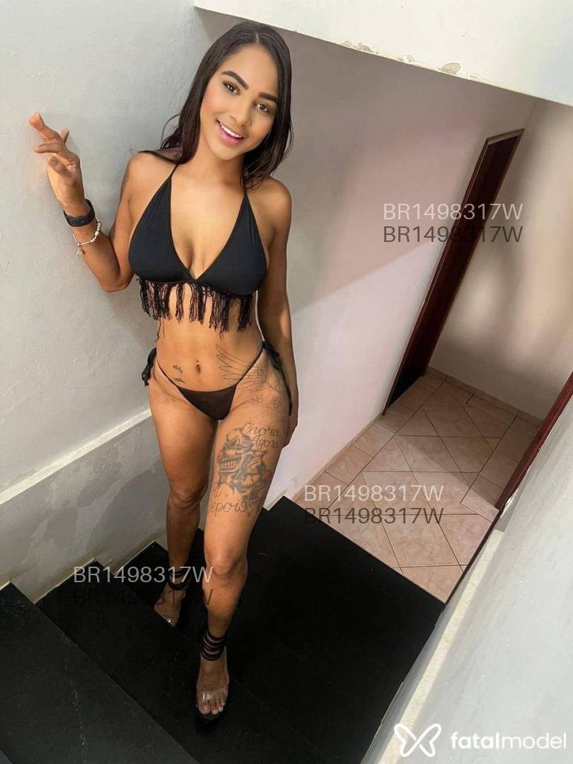Acompanhante mulher morena (o) de olhos castanhos em Caldas Novas - Laryssa Ritiely