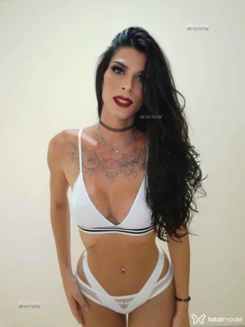 Acompanhante mulher trans ruiva (o) de olhos castanhos em Rio de Janeiro - Luandaneve