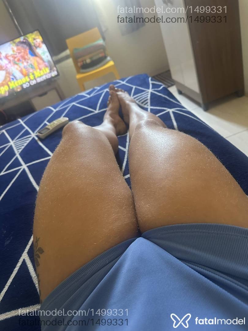 Acompanhante mulher morena (o) de olhos castanhos - Merly Tavares