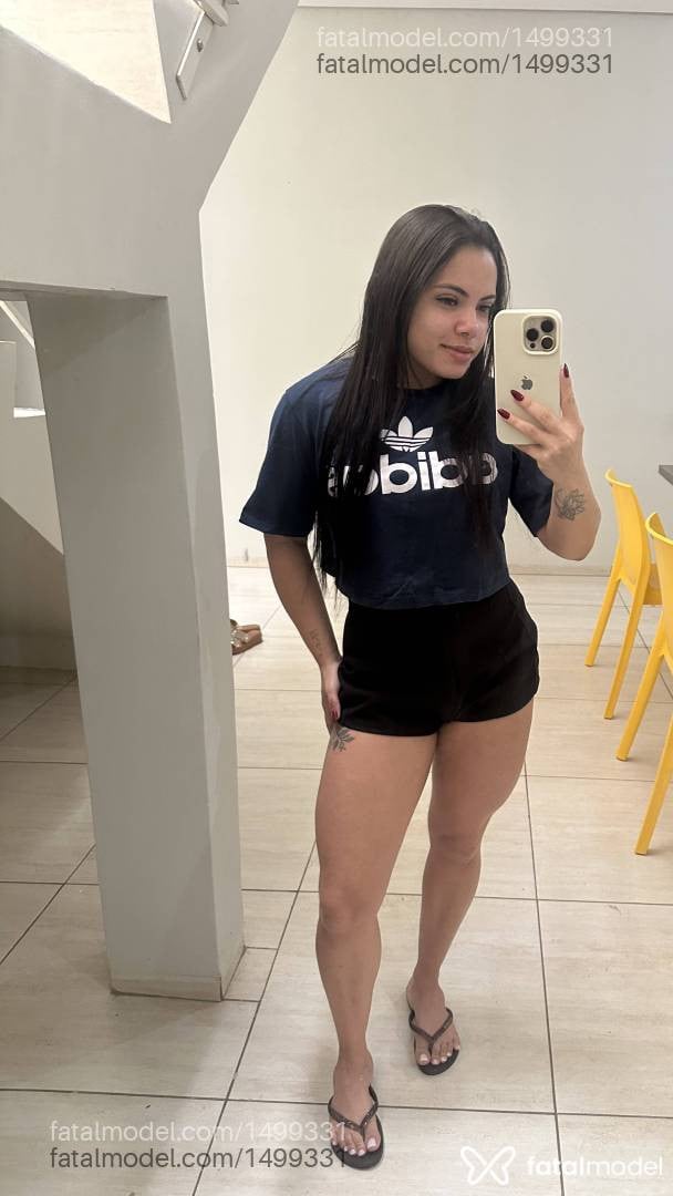 Acompanhante mulher morena (o) de olhos castanhos - Merly Tavares