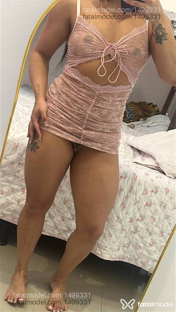 Acompanhante mulher morena (o) de olhos castanhos - Merly Tavares