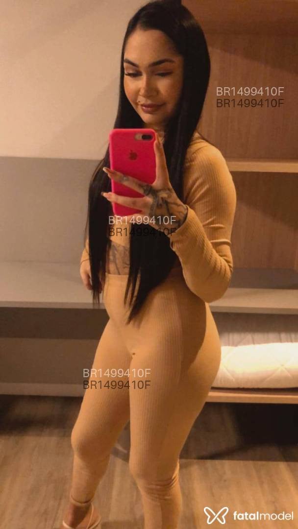 Acompanhante mulher morena (o) de olhos castanhos em Criciúma Acompanhante mulher morena (o) de olhos castanhos em Criciúma - Jade Marques