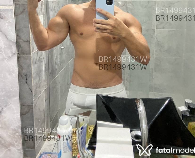 Acompanhante homem com cabelo castanho de olhos castanhos em Sobral Acompanhante homem com cabelo castanho de olhos castanhos em Sobral - Marcos DotadCE