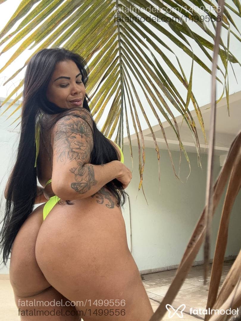 Acompanhante mulher morena (o) de olhos castanhos - Luna Ferrari