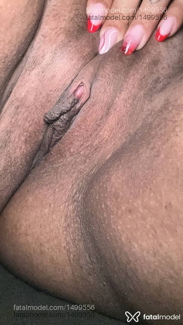 Acompanhante mulher morena (o) de olhos castanhos - Luna Ferrari