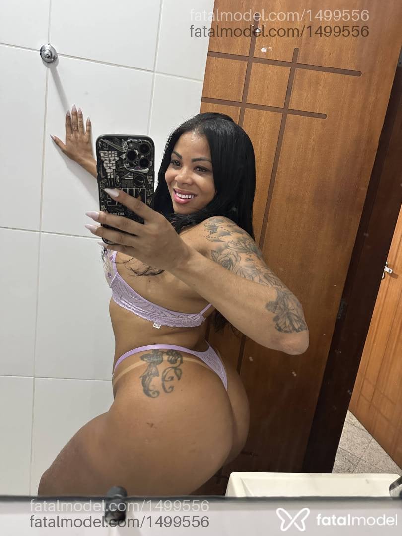 Acompanhante mulher morena (o) de olhos castanhos - Luna Ferrari