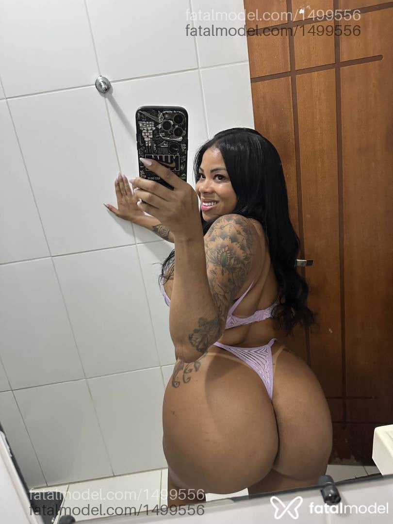 Acompanhante mulher morena (o) de olhos castanhos - Luna Ferrari