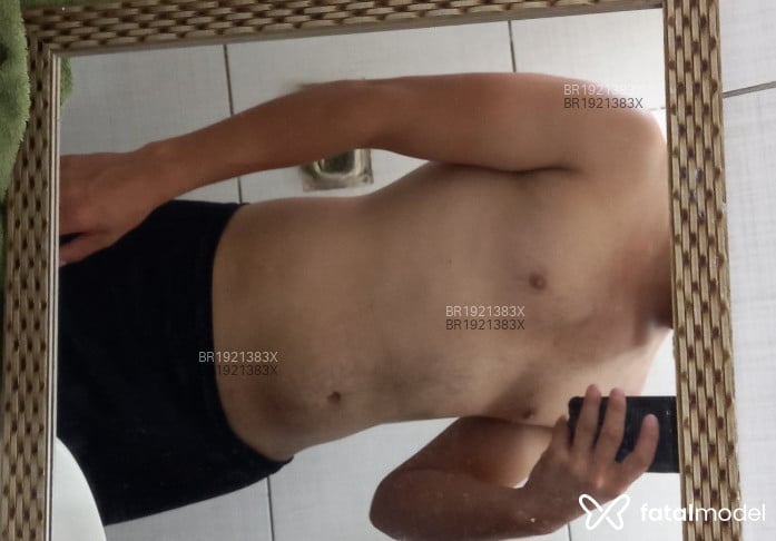 Acompanhante homem com cabelo castanho de olhos castanhos em Itajaí - Gabriel