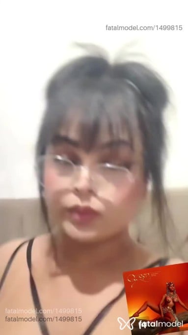 Acompanhante travesti loira (o) de olhos mel em Patos de Minas - Izadora Barbosa
