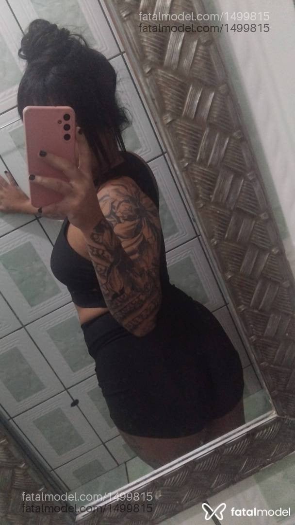 Acompanhante travesti loira (o) de olhos mel em Patos de Minas - Izadora Barbosa