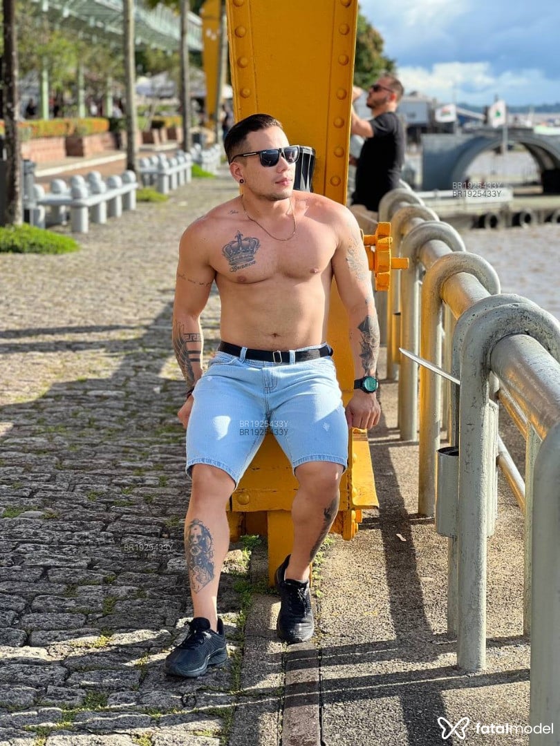 Acompanhante homem morena (o) de olhos castanhos em Belém - Rafael junior