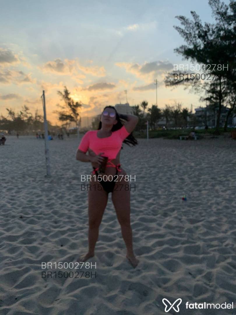 Acompanhante mulher morena (o) de olhos castanhos em Juiz de Fora Acompanhante mulher morena (o) de olhos castanhos em Juiz de Fora - Bruna Safiery