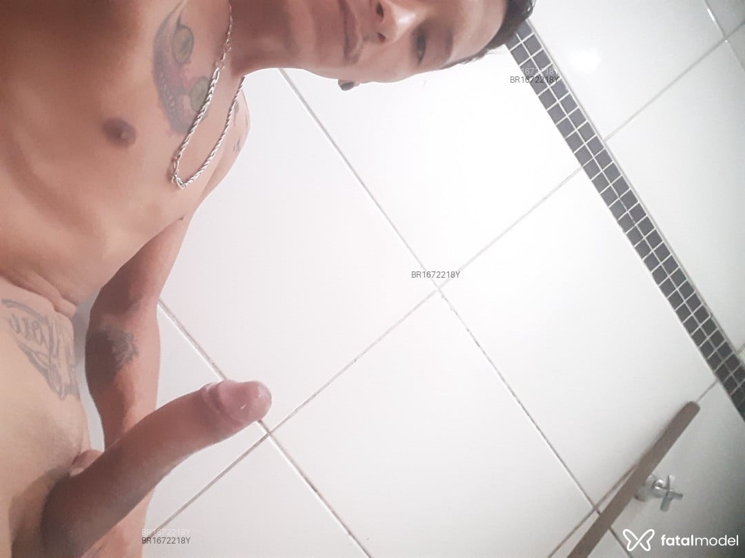 Acompanhante homem morena (o) de olhos castanhos em Caldas Novas - Wayne Lucas