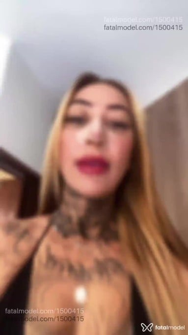 Acompanhante mulher loira (o) de olhos castanhos em Taubaté Acompanhante mulher loira (o) de olhos castanhos em Taubaté - Vivi Bonanza