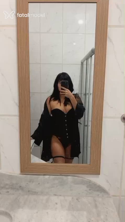 Acompanhante mulher ruiva (o) de olhos verdes - Serena