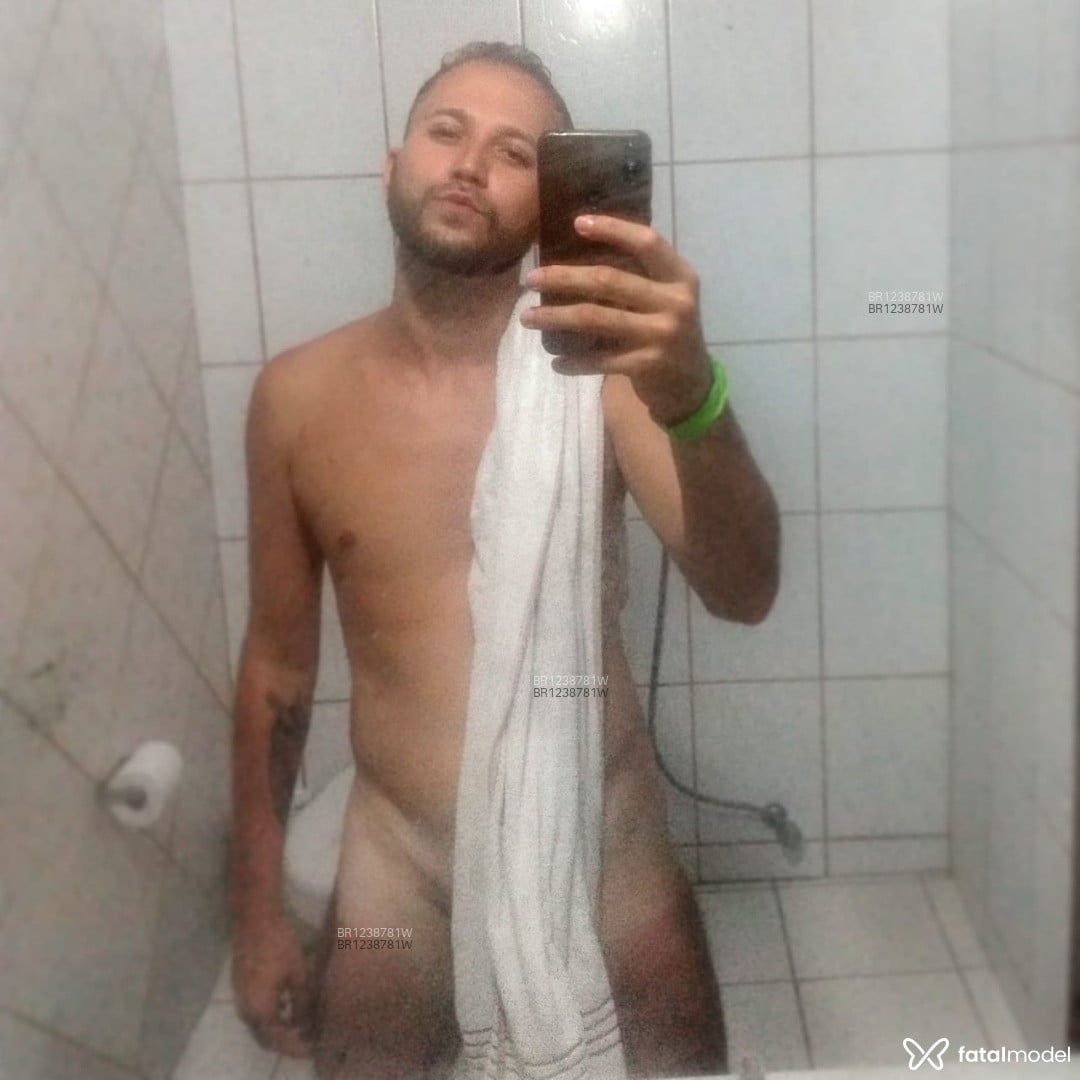 Acompanhante homem loira (o) de olhos verdes em Santos - Chris