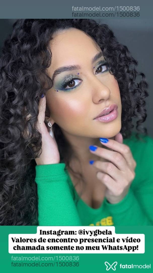 Acompanhante mulher com cabelo castanho de olhos castanhos - IVY BELAA