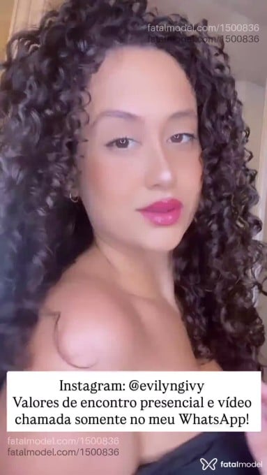 Acompanhante mulher com cabelo castanho de olhos castanhos em São Paulo - IVY BELAA