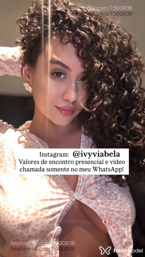 Acompanhante mulher com cabelo castanho de olhos castanhos em São Paulo - IVY BELAA