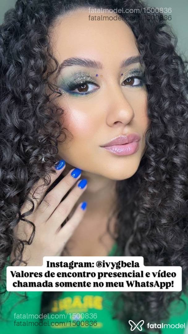 Acompanhante mulher com cabelo castanho de olhos castanhos - IVY BELAA