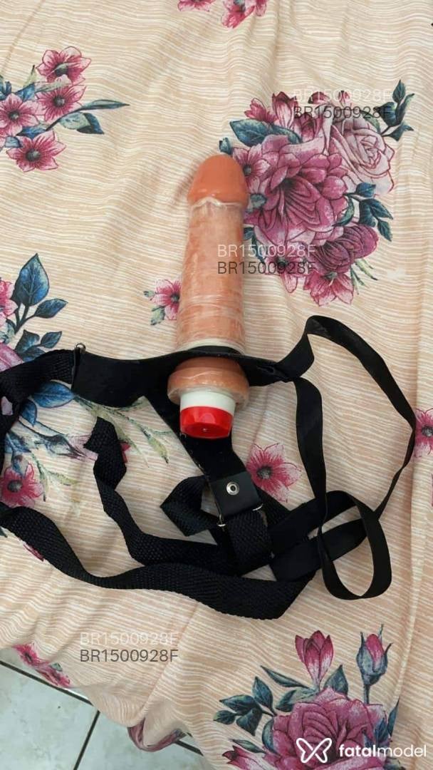Acompanhante mulher com cabelo castanho de olhos castanhos em Santo Ângelo Acompanhante mulher com cabelo castanho de olhos castanhos em Santo Ângelo - Eduarda Cardozo