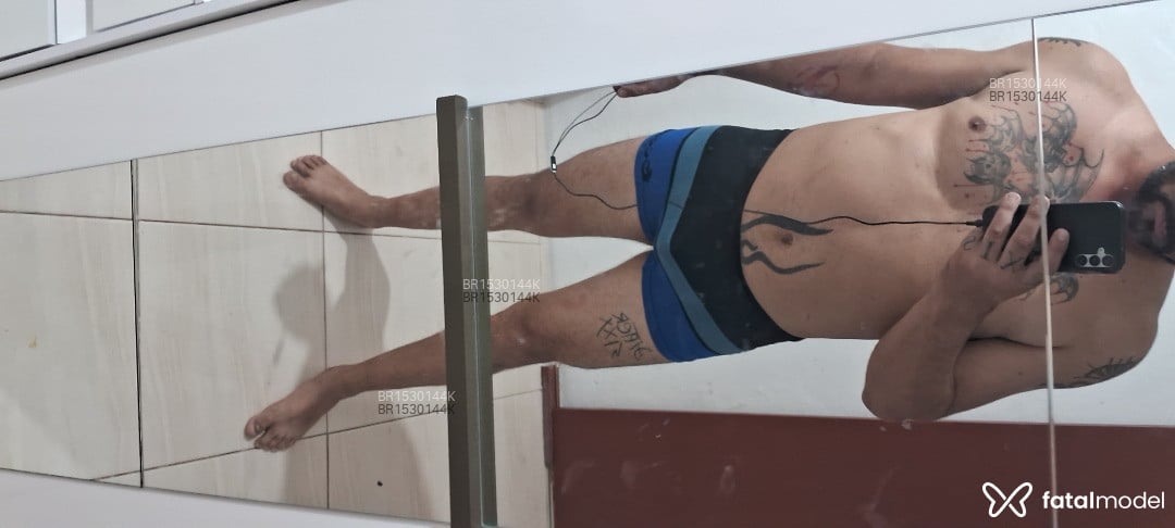 Acompanhante homem com cabelo castanho de olhos castanhos em Ponta Grossa - Morenoalto