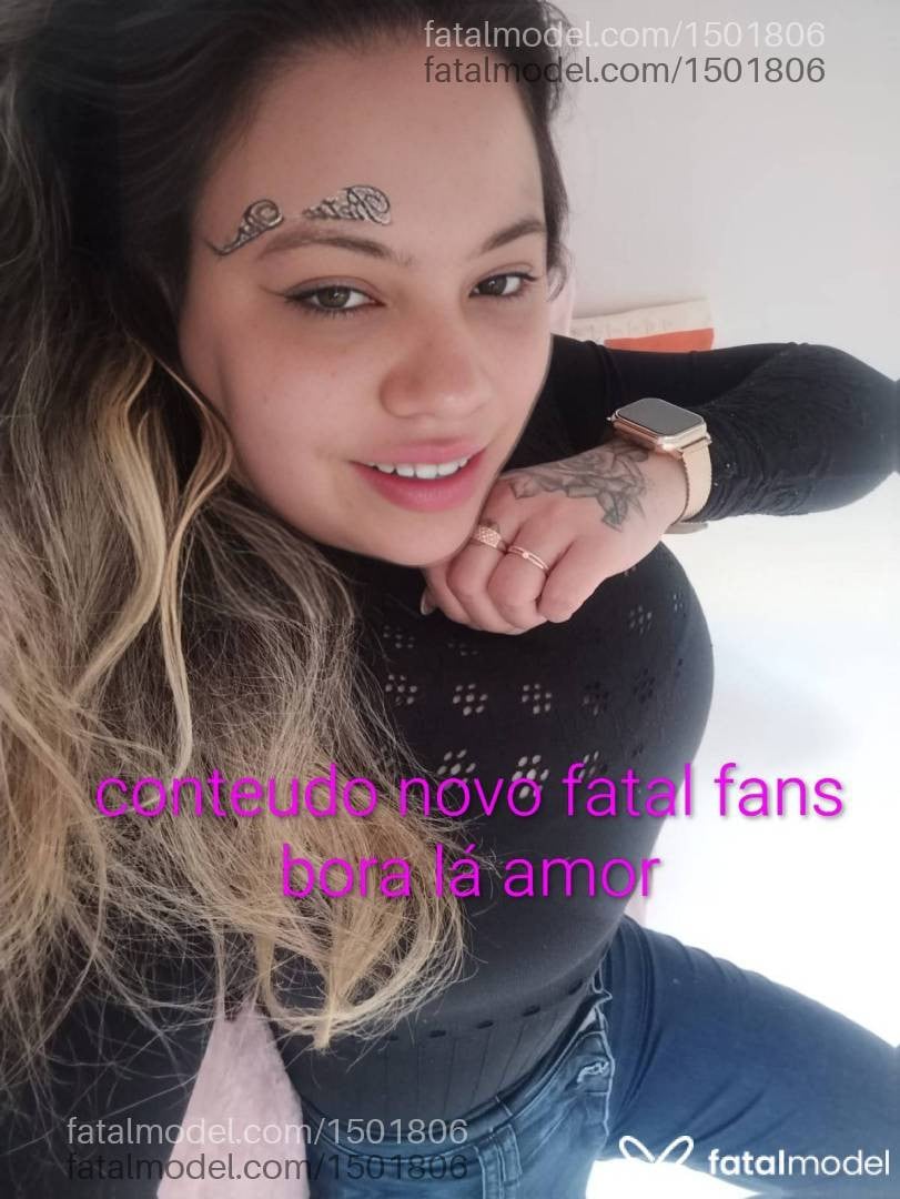 Acompanhante mulher loira (o) de olhos mel - Jadi